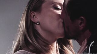Aj Applegate Has a Passionate Fuck
