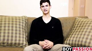 Justin answers some questions and performs an amazing solo