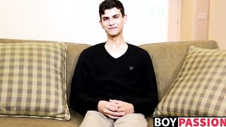 Justin answers some questions and performs an amazing solo