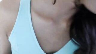Amazingly Hot live with a great dark hair