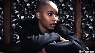Hottie african 19 yo Jenna Foxx seduced by Bombshell cougar Katrina
