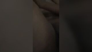 Comorienne raffole des cunnilingus