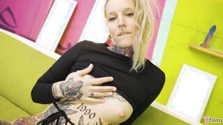 Alt blonde Lisa Rocketcock masturbates with crazy toys