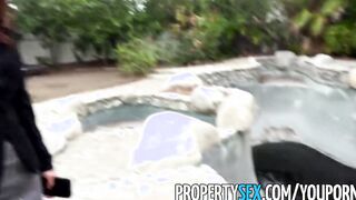 PropertySex - Bad real estate agent goes extra mile to keep client happy