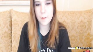 beauty goddess With Nice Tits And Round Ass Masturbates