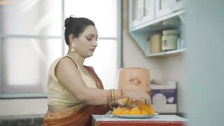 Indian threesome in webseries
