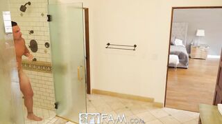 SPYFAM Step-Daughter Accidentally Sees Stepdad Taking A Shower