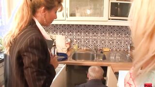 Petra Wega - Raus aus den klamotten 5 (Full Movie)