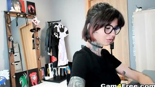 Tattooed Woman slides Her Fingers deep into Her Wet Pussy