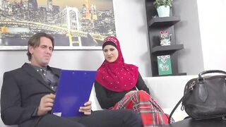 lawyer settles for fine muslim pussy