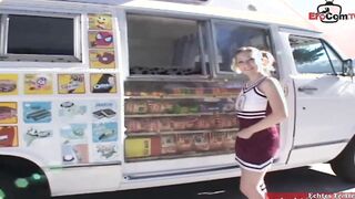 Blonde 19 yo fucked! in a car until the jizzed in her face