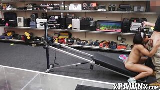 Ebony babe hidden cam pawnshop fucking after POV deepthroat