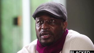 BLACKED big black dick-Enjoying curvy Blonde Blake has her sights on Rob