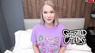Blonde 19 yo with a fat booty offer a sloppy FELLATIO