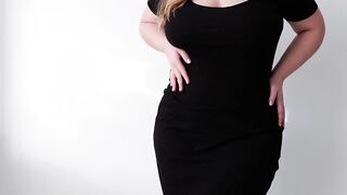 Bouncing huge natural melons