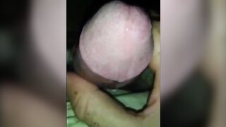Super Sexy Pakistani chick sucking off her girlfriend