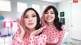 Sneaky Lookalike Camgirls Got Cocked