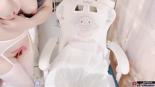 美美MeiMei pussy squirts 4 - is.gd/camsegs