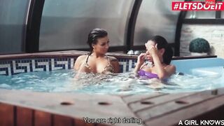 A CUNT WITH MOUTH KNOWS - Susy Gala, Canela Skin and Kessy Shy -