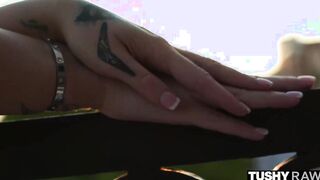 TUSHYRAW Curvy babe getting her round ass gaped wide open