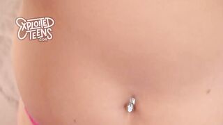 Watch this CUTIE blonde 19 yo yr old chaturbate in her