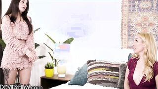 Aaliyah Love Shows Step Daughter Maddy may how to Masturbate