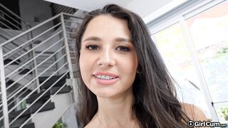 Fit Bodied Hot Has Multiple Orgasms During Her Workout