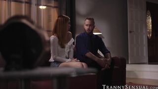 Hot tbabe Daisy Taylor sprays wet cum over hairy chest man