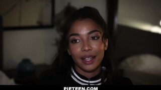Malina Mendez  Needs Creamy Cum for her Potion