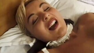 Adorable amateur lady shows her pretty cock rides talent