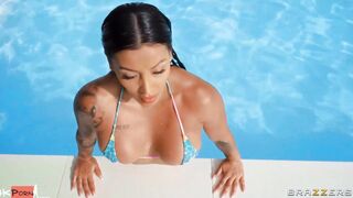 Eating Butt And Making Waves