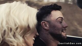 Big cock bf fucks blonde girlfriend on a ranch