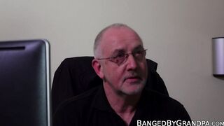Old office manager fucks fresh young secretary