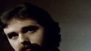 Man with muscles cum while being watched in vintage clip