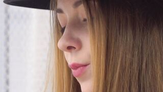All natural teen has a solo masturbation pussy play