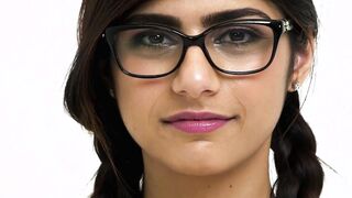 Mia Khalifa This is my Body Gif