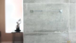 Chef sneaking sex with hotwife while her husband away