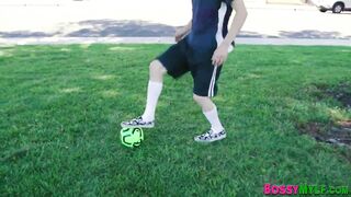 Mom gobbles and bounces on shlong
