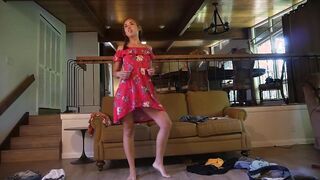 Brandibraids Trying on Clothes