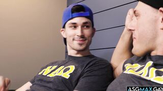 Kane Fox and Ryder Owens compare dick size