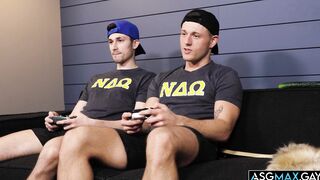 Kane Fox and Ryder Owens compare dick size