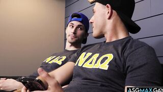 Kane Fox and Ryder Owens compare dick size