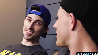 Kane Fox and Ryder Owens compare dick size