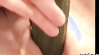 Donna stuffs her old pussy with food