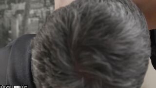Payton Preslee Invites A Stranger Into For A Swallow