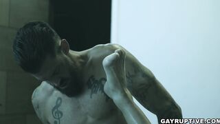 Sexy man Alpha Wolfe fucked good looking guy Roman Todd