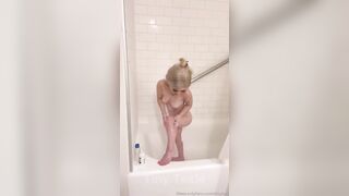 Tiny Texie Shower
