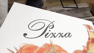 Very Bae Pizza Delivery - Sofia Bresciani & Luca Besciani