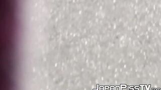 Classy Japanese redhead finds a secret place to pee