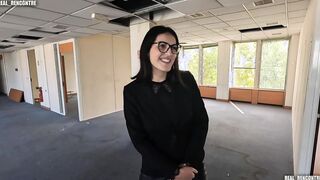 milf realtor holed in